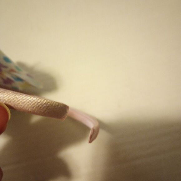 Holiday hair bow bundle hearts, shamrocks,Easter eggs NWT - Picture 8 of 8